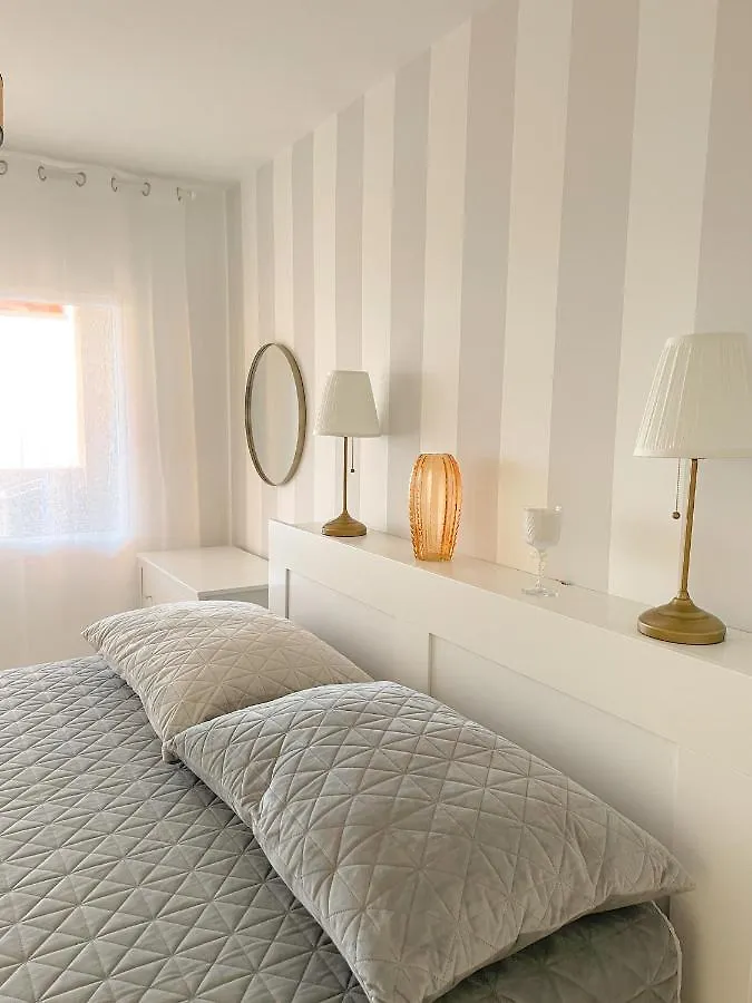 Sunset View 2 Bedroom Apartment أذيخي