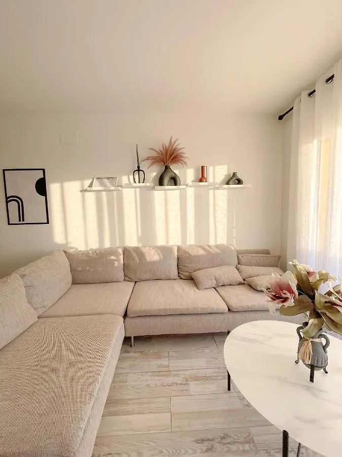 Sunset View 2 Bedroom Apartment أذيخي إسبانيا
